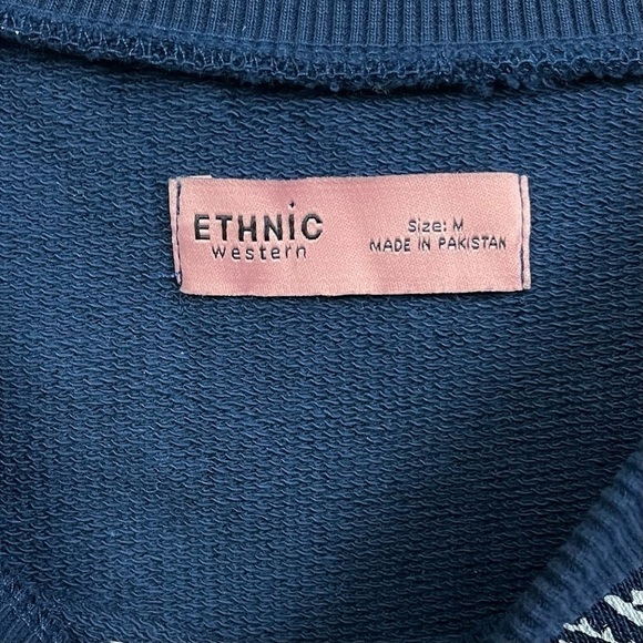 Ethnic Western | Paisley Pattern Sequined Mickey Mouse Sweater Size Medium - Picture 6 of 6